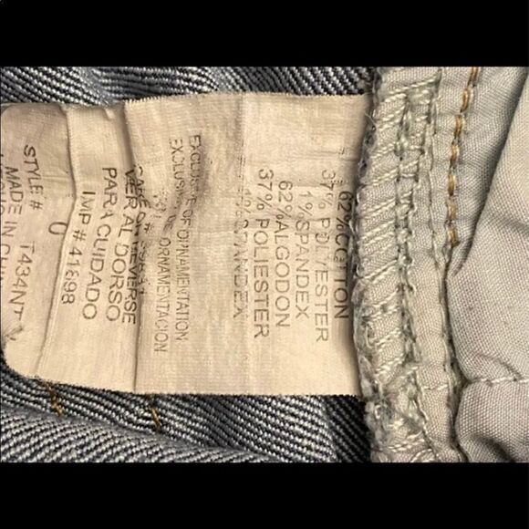 Jolt women’s Denim shorts. Size 0 - Picture 10 of 11